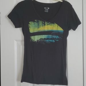 Women oakley tee